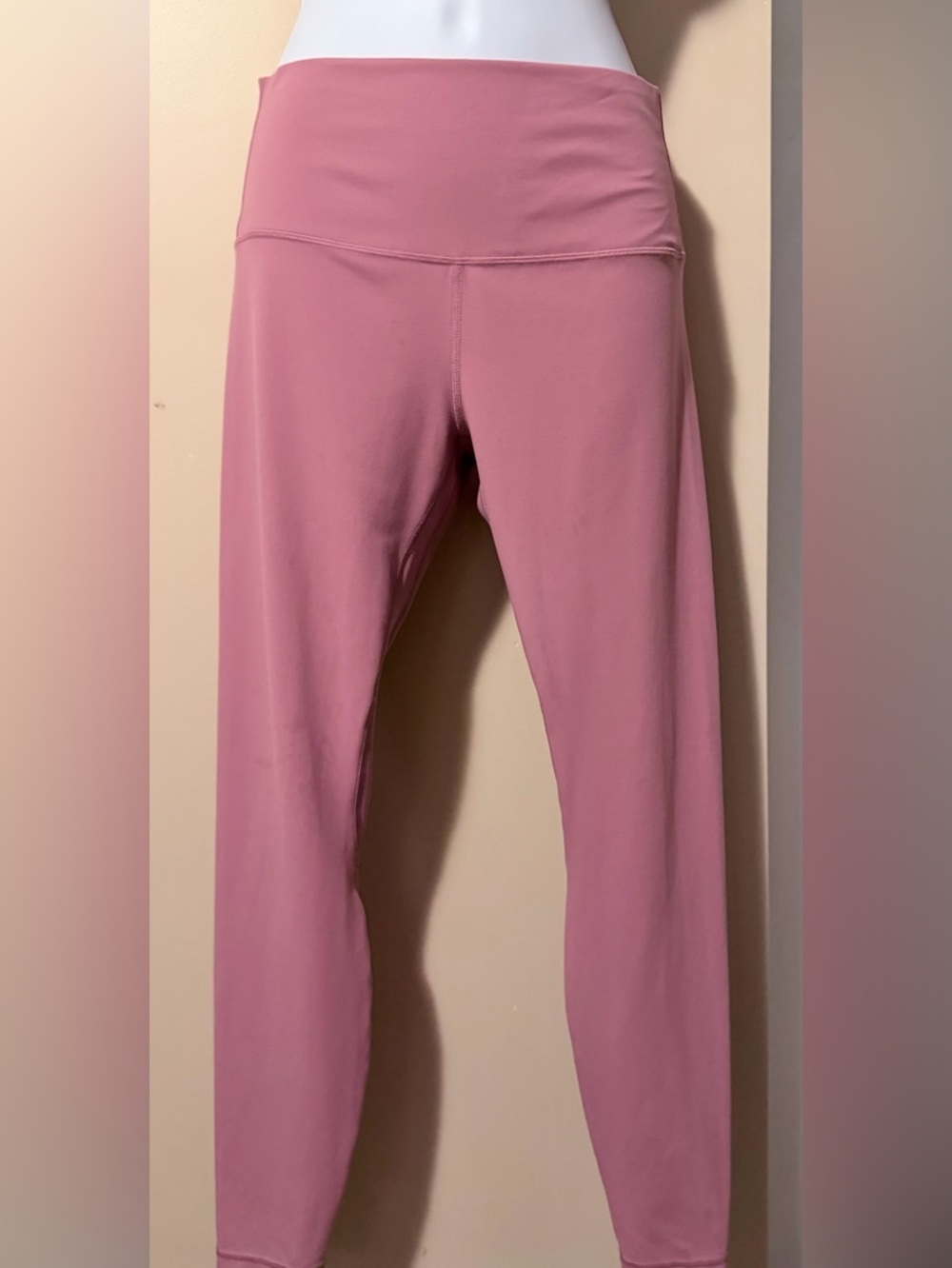 lululemon like new Size 8 athletica Girls Velvet Dust High-Rise Leggings
